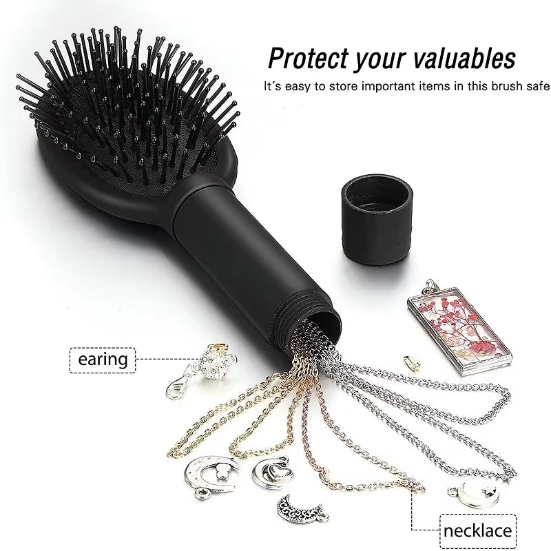Brosse à cheveux secrète avec compartiment caché contenant chaînes, bijoux, boucles d’oreilles et petits objets de valeur.
