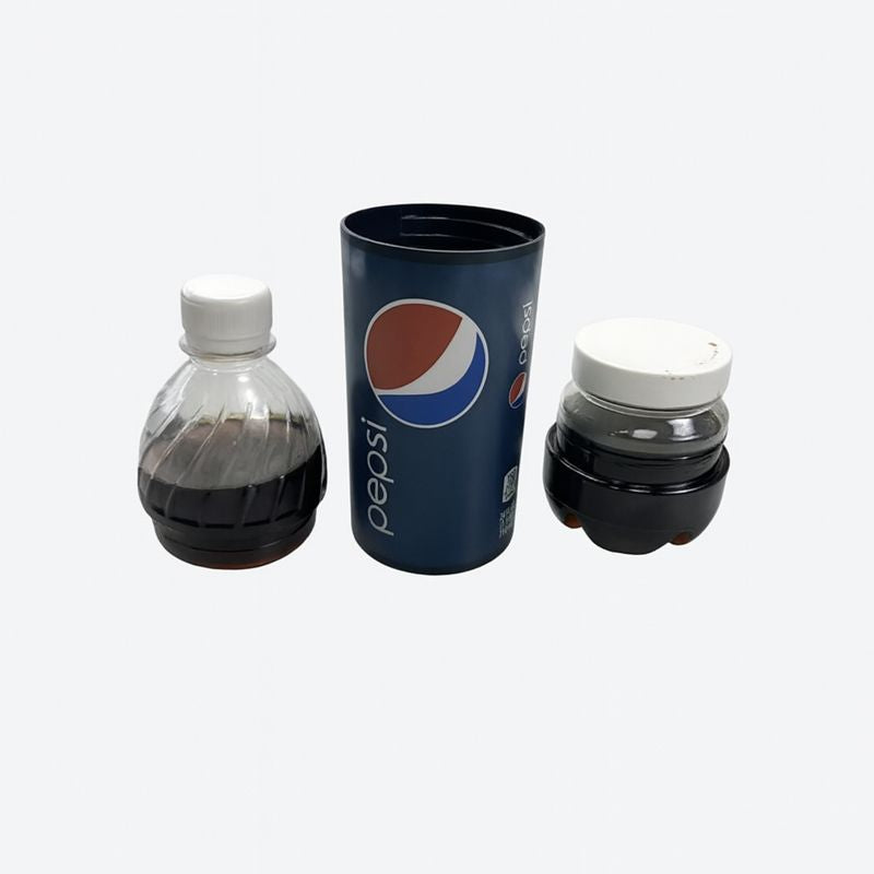 Bouteille Pepsi secrète ouverte montrant le compartiment caché pour ranger argent, bijoux ou petits objets de valeur.