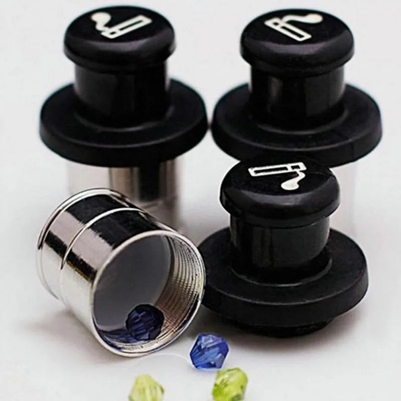 Lot d’allume-cigares de voiture avec cachette intégrée pour petits objets de valeur.